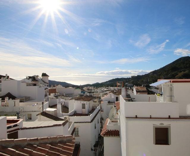 Casas Ojen Villa in Andalusië | Zensitivity Casas Ojen Villa -vakantie Spanje-goedkope vakantie Spanje-vakantie boeken-vakantie Andalusië-last minute vakantie Spanje-zensitivity- Villa boeken