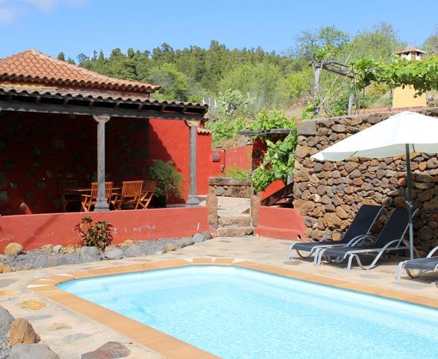 Casita La Graja Appartement in La Palma | Zensitivity Casita La Graja Appartement -vakantie Spanje-goedkope vakantie Spanje-vakantie boeken-vakantie La Palma-last minute vakantie Spanje-zensitivity- Appartement boeken