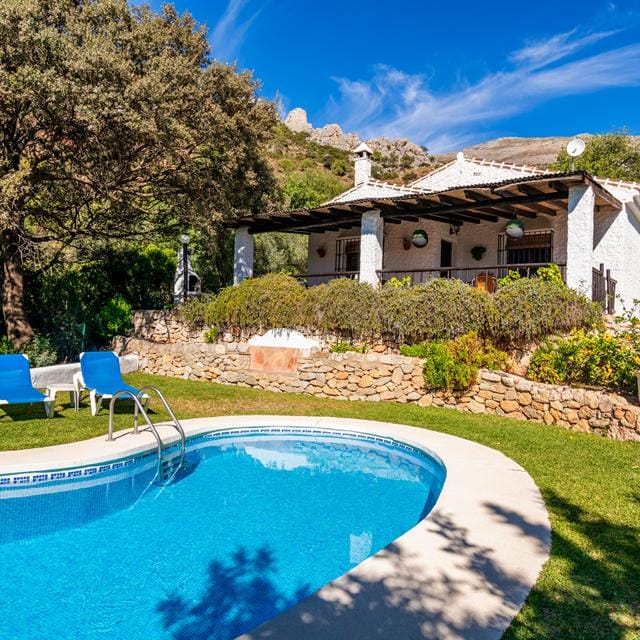 El Chorro Villas Villa in Andalusië | Zensitivity El Chorro Villas Villa -vakantie Spanje-goedkope vakantie Spanje-vakantie boeken-vakantie Andalusië-last minute vakantie Spanje-zensitivity- Villa boeken