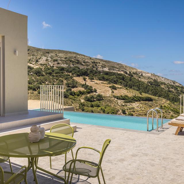 Elianes Villas Villa in Kefalonia | Zensitivity Elianes Villas Villa -vakantie Griekenland-goedkope vakantie Griekenland-vakantie boeken-vakantie Kefalonia-last minute vakantie Griekenland-zensitivity- Villa boeken