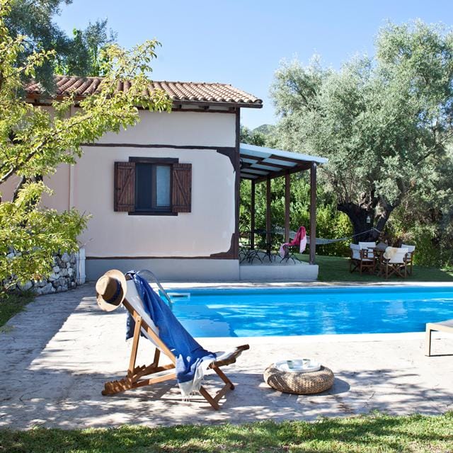Monodentri Villas Villa -vakantie Griekenland-goedkope vakantie Griekenland-vakantie boeken-vakantie Lefkas-last minute vakantie Griekenland-zensitivity- Villa boeken