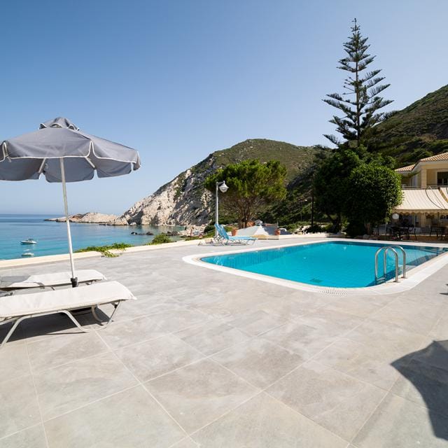 Petani Beach Suites Appartement -vakantie Griekenland-goedkope vakantie Griekenland-vakantie boeken-vakantie Kefalonia-last minute vakantie Griekenland-zensitivity- Appartement boeken