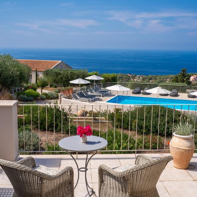 Ranzo Ionio Aparthotel in Kefalonia | Zensitivity Ranzo Ionio Aparthotel in Kefalonia - Afbeelding 3