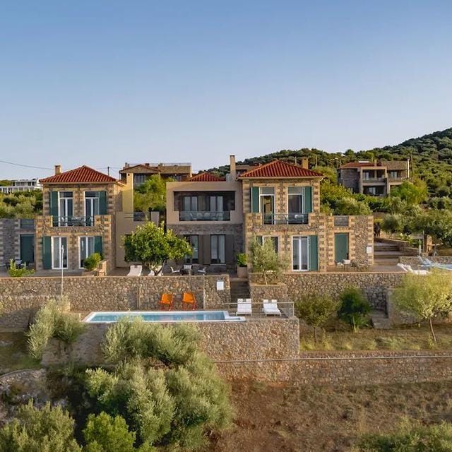 Searocks Villas Exclusive Resort Aparthotel in Peloponnesos | Zensitivity Searocks Villas Exclusive Resort Aparthotel in Peloponnesos - Afbeelding 3