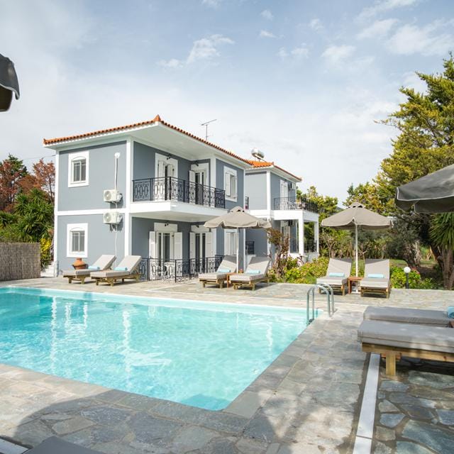 Dryoussa Naftilos Appartement -vakantie Griekenland-goedkope vakantie Griekenland-vakantie boeken-vakantie Samos-last minute vakantie Griekenland-zensitivity- Appartement boeken