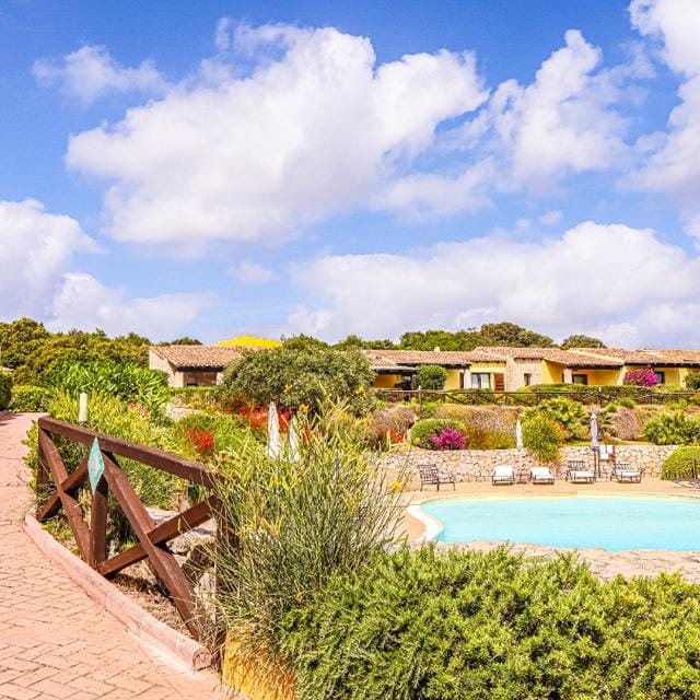 Alternative view of Punta Falcone Appartement in Sardinië