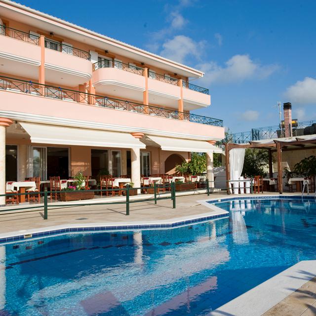 Hotel Philoxenia – Griekenland | Zensitivity -vakantie Griekenland-vakantie Ammoudia-Last minute vakantie Griekenland-zensitivity vakantie