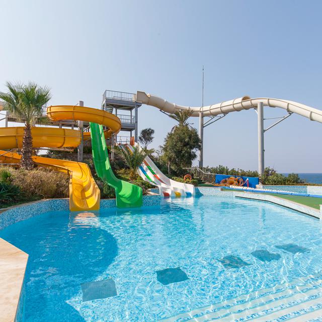 Hotel Pine Bay Holiday Resort