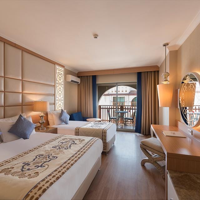 Hotel Quattro Beach & Spa – Turkije | Zensitivity Hotel Quattro Beach & Spa zwembad