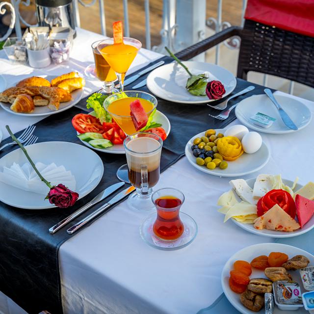 Hotel Riva Bodrum Resort - adults only – Turkije | Zensitivity -vakantie Turkije-vakantie Bodrum Bitez-Last minute vakantie Turkije-zensitivity vakantie