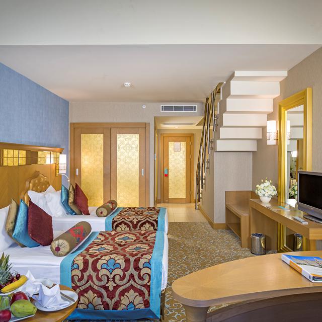 Hotel Royal Holiday Palace – Turkije | Zensitivity -vakantie Turkije-vakantie Antalya Lara-Last minute vakantie Turkije-zensitivity vakantie