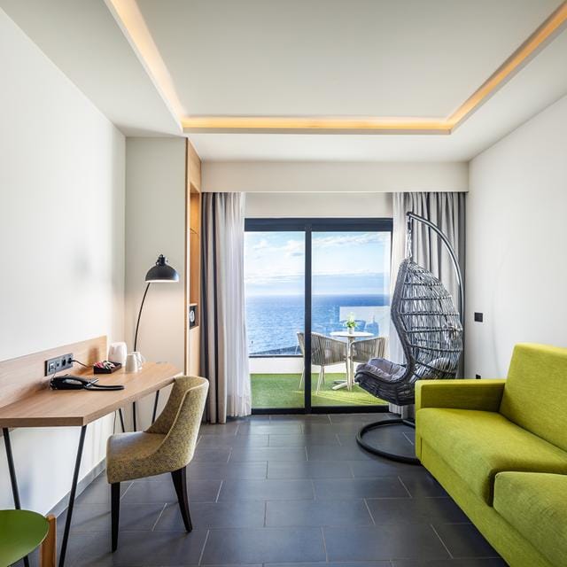 Occidental Roca Negra - Inclusief huurauto