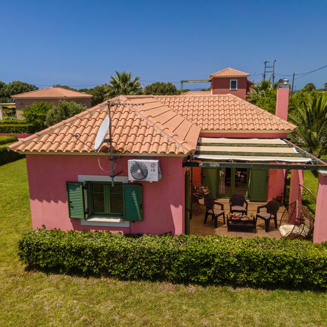 Villa's Monambeles – Griekenland | Zensitivity -vakantie Griekenland-vakantie Svoronata-Last minute vakantie Griekenland-zensitivity vakantie