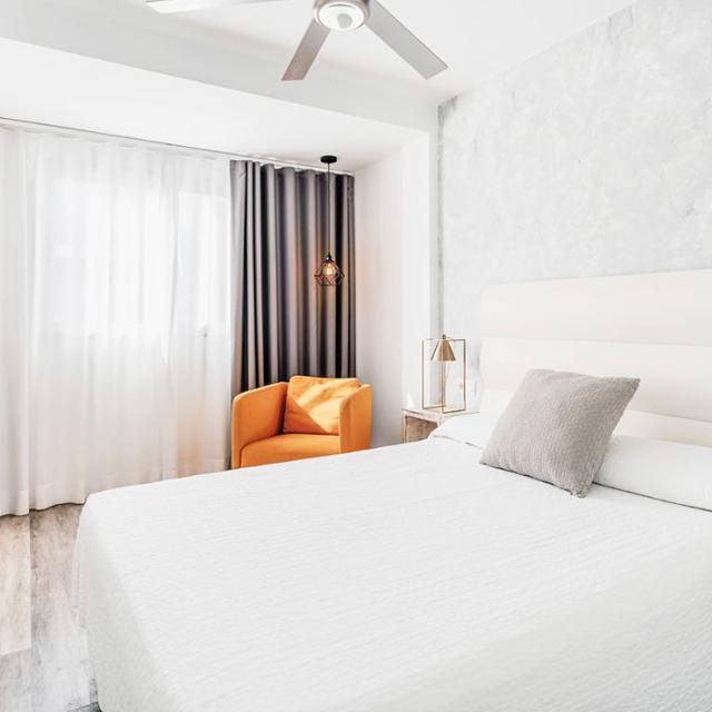 Bristol Sunset Beach – Spanje | Zensitivity Bristol Sunset Beach – Spanje - Afbeelding 4