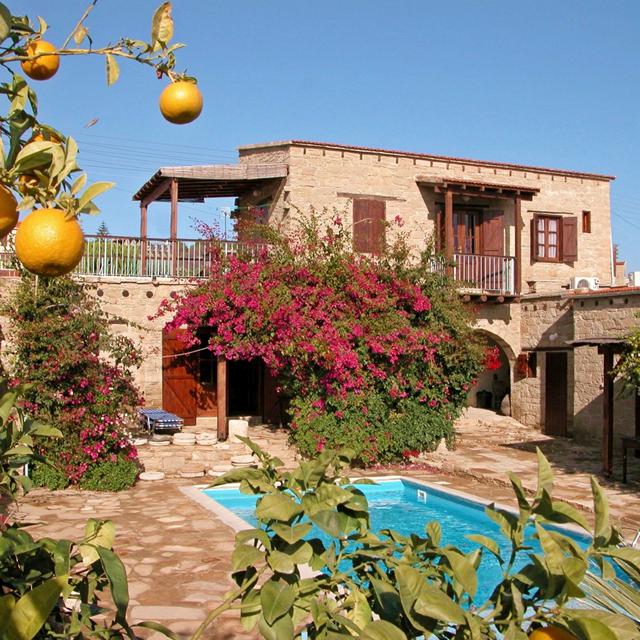 Cyprus Village Houses Tochni Appartement -vakantie Cyprus-goedkope vakantie Cyprus-vakantie boeken-vakantie Cyprus-last minute vakantie Cyprus-zensitivity- Appartement boeken