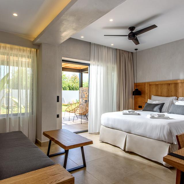 Hotel Anesea Flight