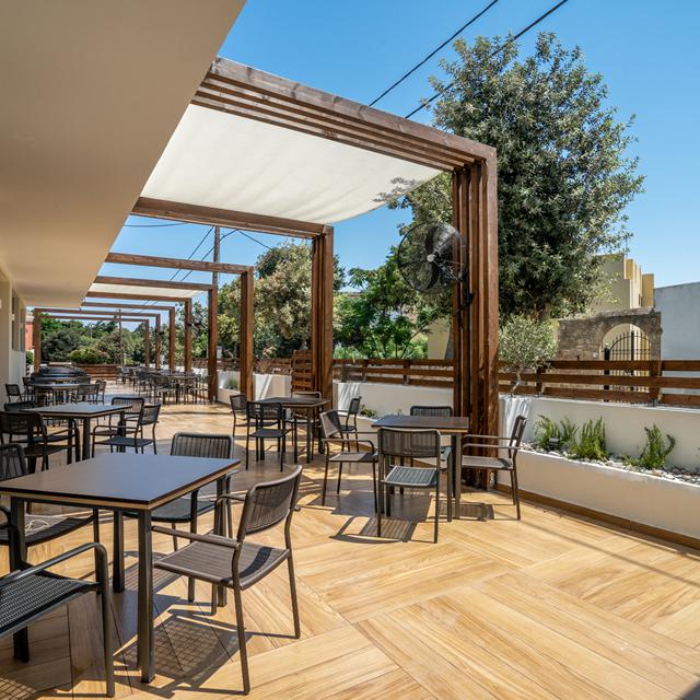 Hotel Castellum Suites AI