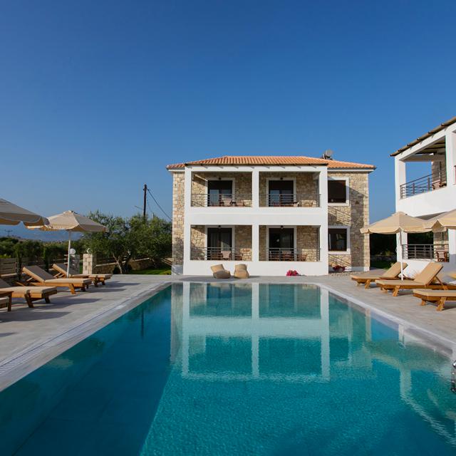Michelangelo Suites & Apartments }Griekenland