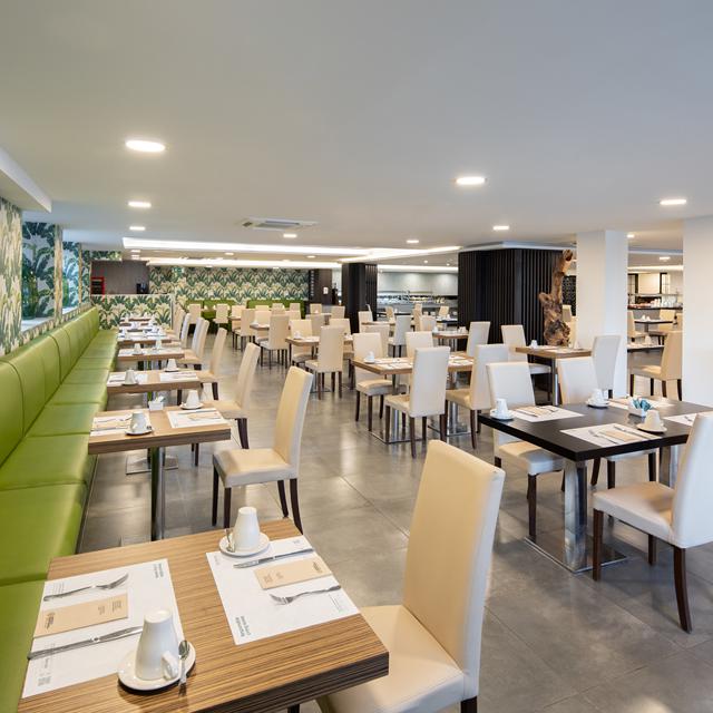 Occidental Roca Negra - inclusief huurauto Gran Canaria